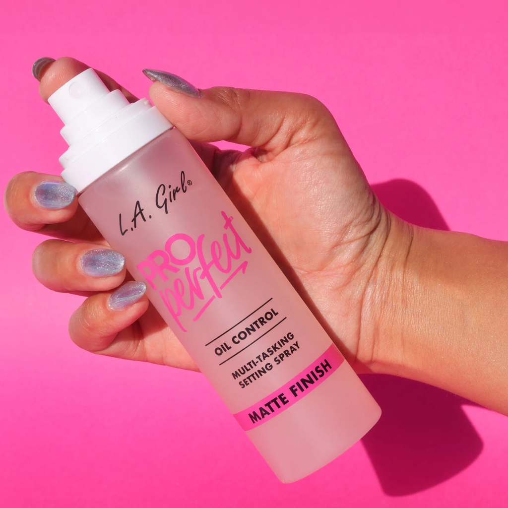 Spray fijador de larga duración Pro Perfect L.A GIRL